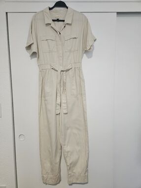 Universal Standard Cream Tie-Waist Utility Jumpsuit